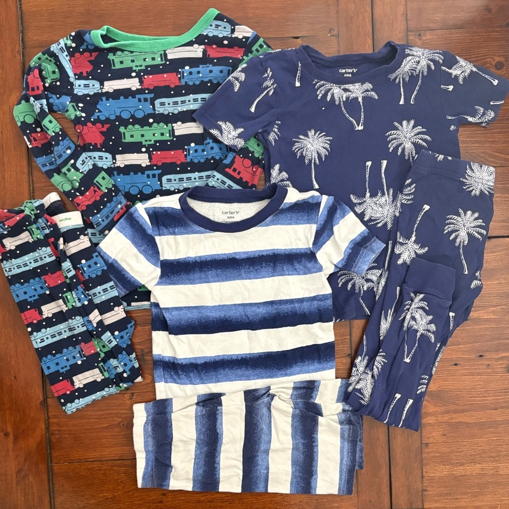 Carter's & GAP Kids Pajamas 6pc Set Blue Palms Stripes Trains Bundle Set Sz 5-6